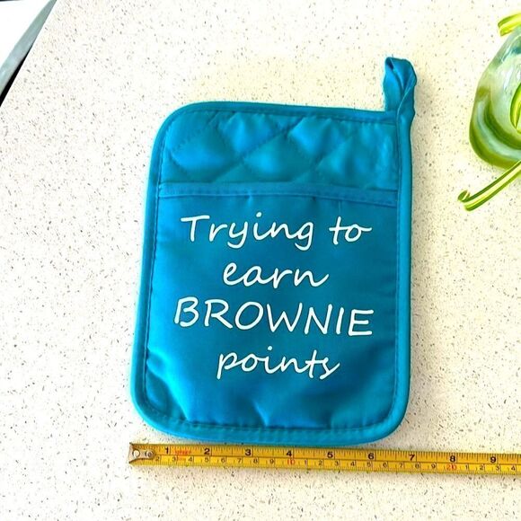 NWOT Pot Holder With Pocket Trying to Earn Brownie Points Turquoise Hot Pad - Picture 4 of 11